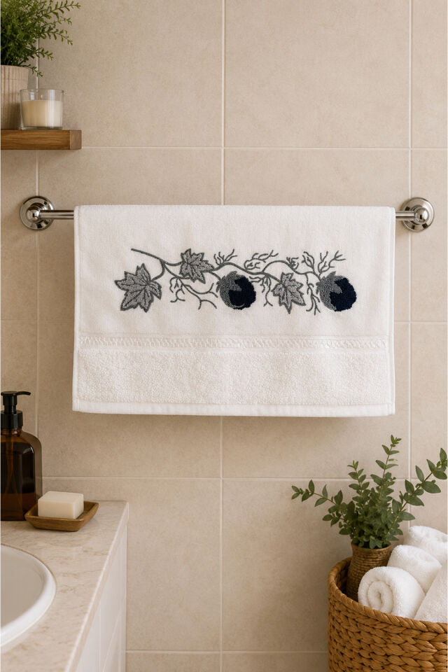 %100 Pamuk Nakışlı El Yüz Havlusu 50x90 cm – Yumuşak Dokulu Dekoratif Havlu Bej2