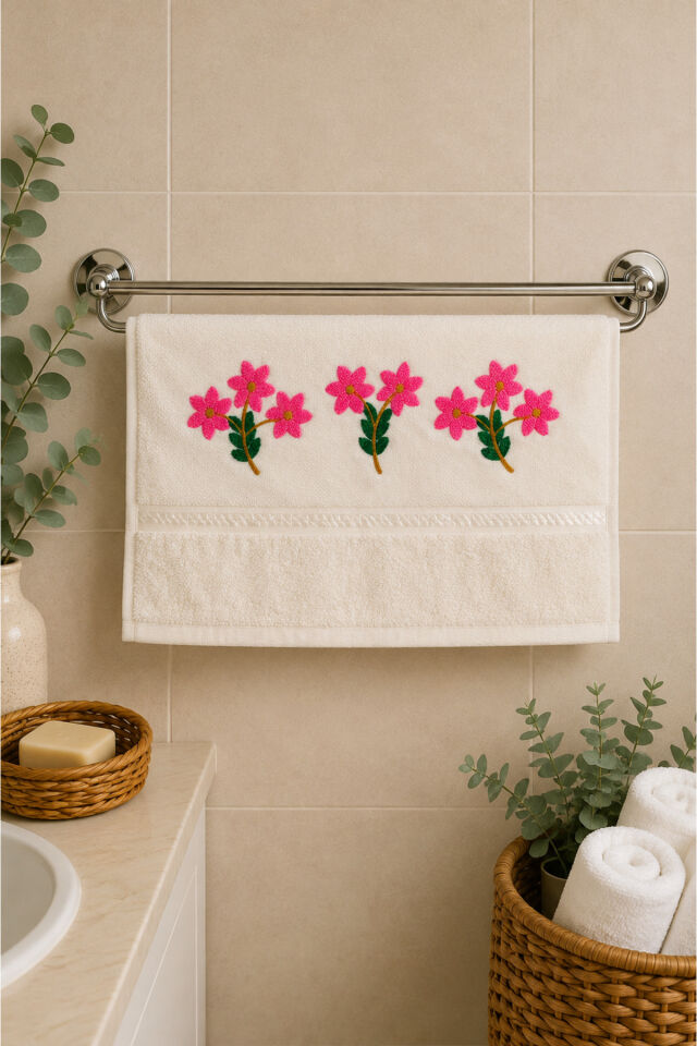 %100 Pamuk Nakışlı El Yüz Havlusu 50x90 cm – Yumuşak Dokulu Dekoratif Havlu